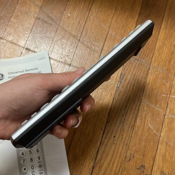 GE Silver Universal Remote Control NWOT - Picture 3 of 11